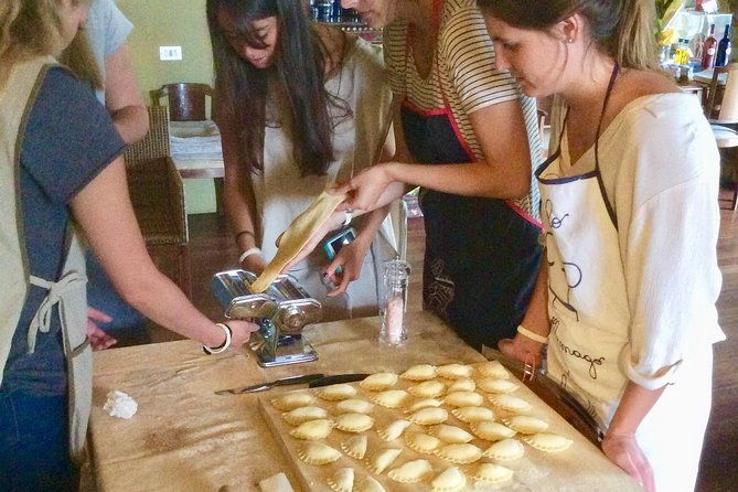 private-cooking-class-in-a-florentine-villa-with-transfer