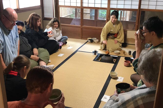 private-custom-kyoto-walking-tour-your-travel-companion