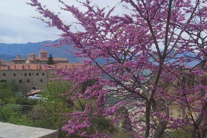 private-day-trip-from-thessaloniki-to-meteora