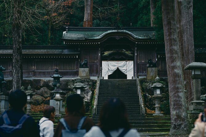 private-echizen-washi-paper-making-experience-and-walking-tour