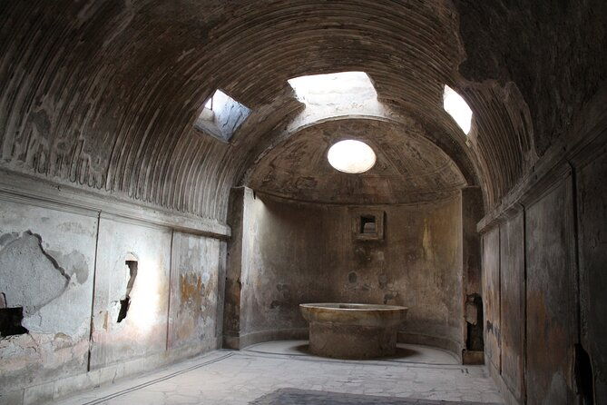 private-half-day-tour-with-expert-guide-in-the-archaeological-site-of-pompeii