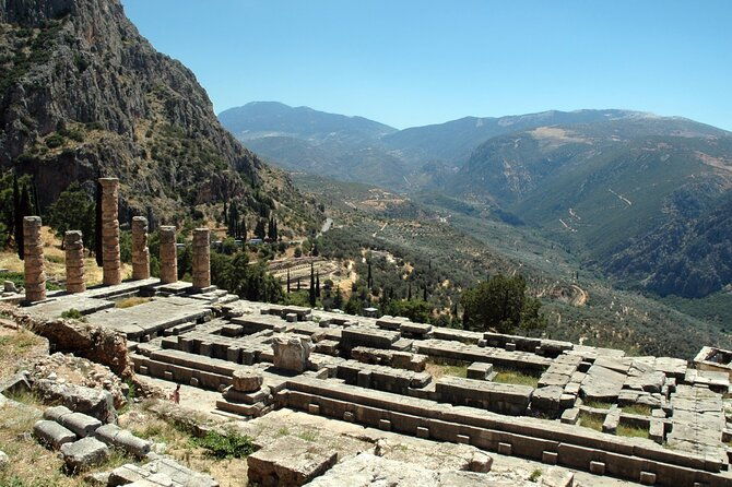 private-luxury-tour-delphi-thermopylae-the-300s-legacy