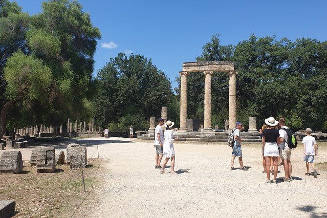 private-olympia-skip-the-line-tour-with-a-local-tour-guide