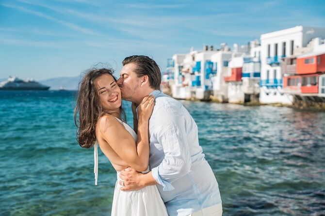 private-photoshoot-in-mykonos-with-a-professional-photographer