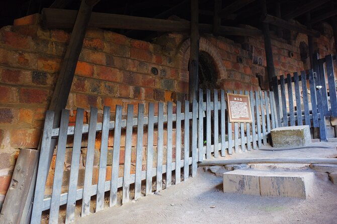 private-pottery-road-walking-tour-in-tokoname