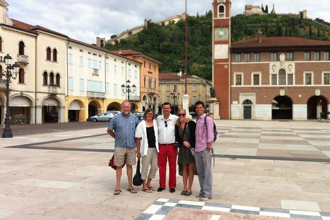 private-prosecco-wine-charming-villages-and-palladian-villa-day-tour