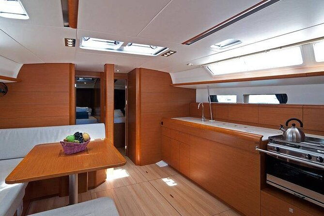 private-sunset-cruise-on-sailing-boat