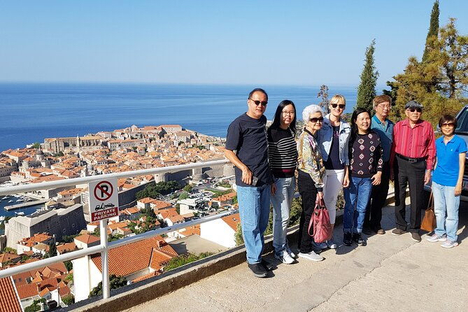 private-transfer-split-airport-to-split-any-location-up-to-8-passengers