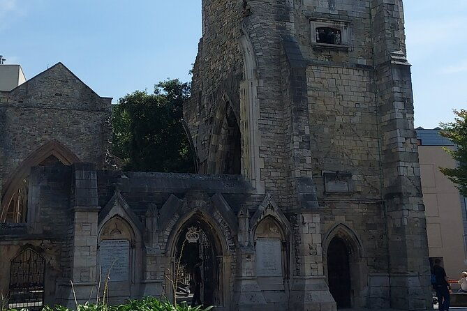 private-walking-tour-of-southampton