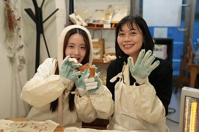 relaxing-yakusugi-woodworking-experience-in-kagoshima