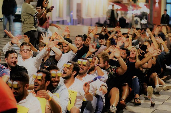 riviera-bar-crawl-party-with-free-shots-and-vip-entry