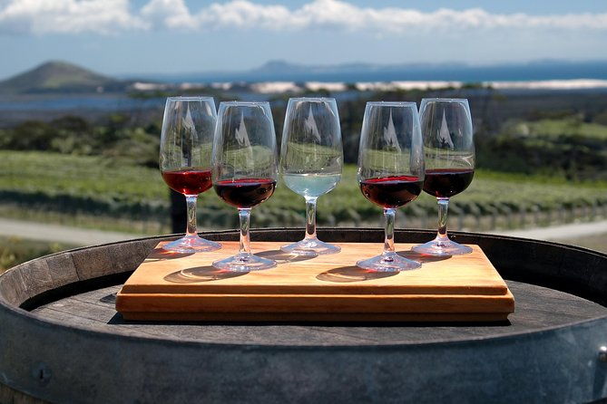 romanian-wine-tasting