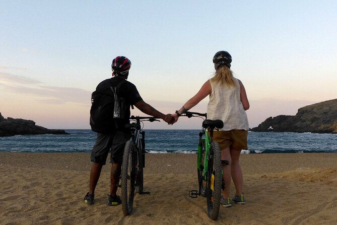 romantic-cycling-tour-with-private-picnic-at-the-beach