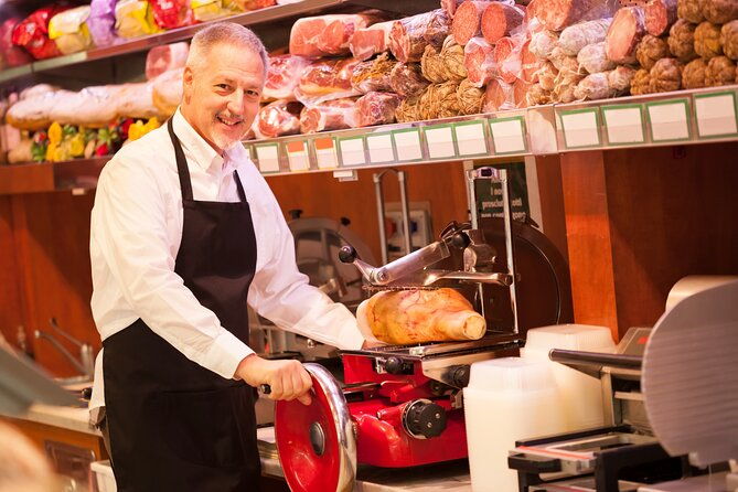 san-luca-experience-tour-skip-the-line-and-food-tasting