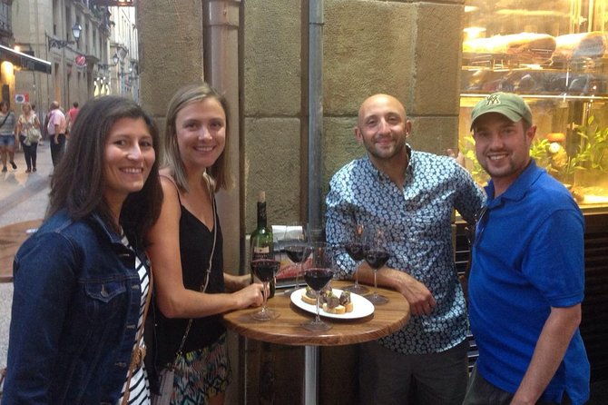 san-sebastian-pintxos-tour-for-gourmets-in-the-old-town