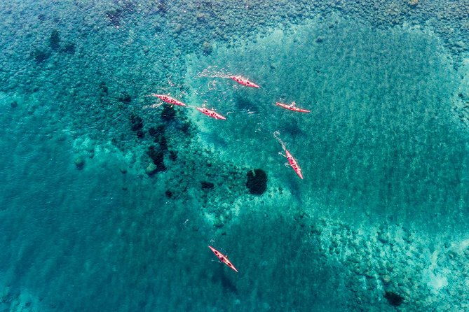 santorini-sea-kayaking-with-light-lunch