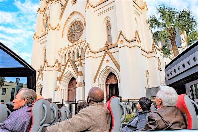 savannah-open-top-panoramic-city-tour-with-live-narration