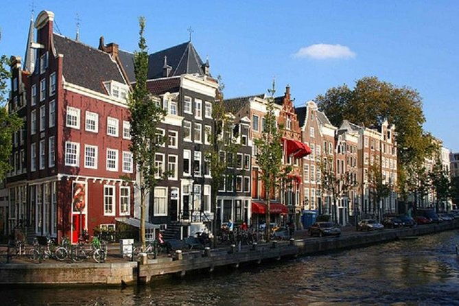 secrets-of-amsterdam-walking-tour-plus-dutch-sweets-tasting