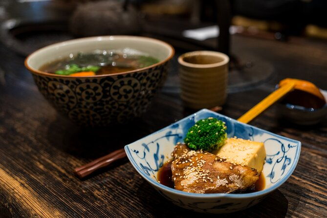 self-guided-tour-of-tokyos-hidden-alleys