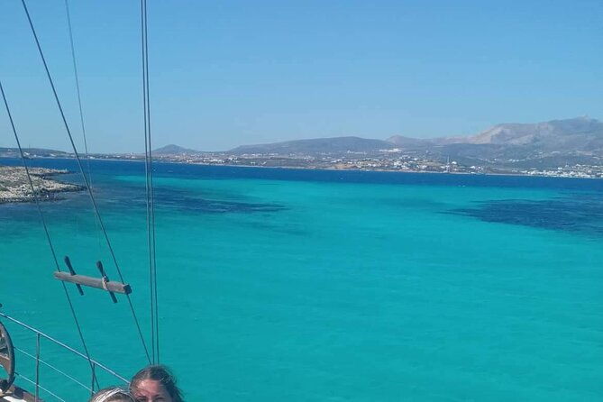 semiprivate-galatea-tour-antiparos-blulagoon-despotiko-free-drink