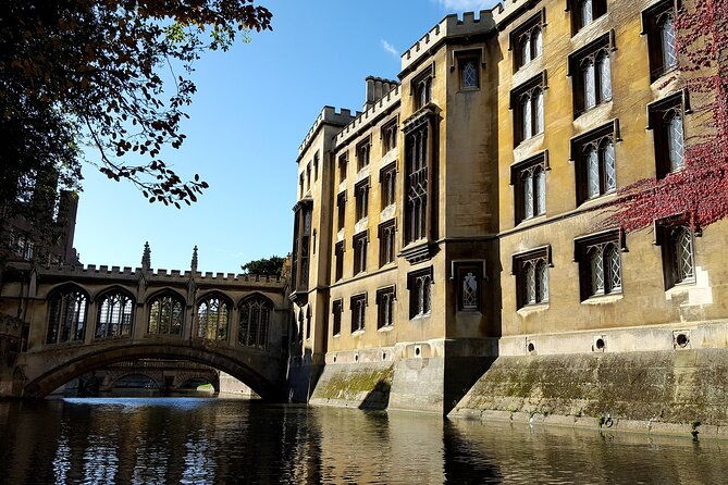 shared-guided-punting-tour-of-cambridge