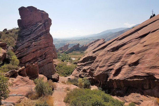 shared-half-day-mountain-tour-in-red-rocks-evergreen-and-echo-lake