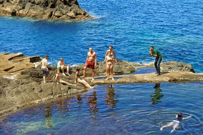 shore-excursion-porto-moniz-enchanted-terraces-4x4-tour