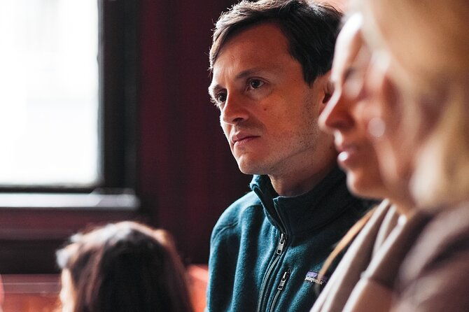 sip-and-stroll-whiskey-history-walking-tour-in-dublin
