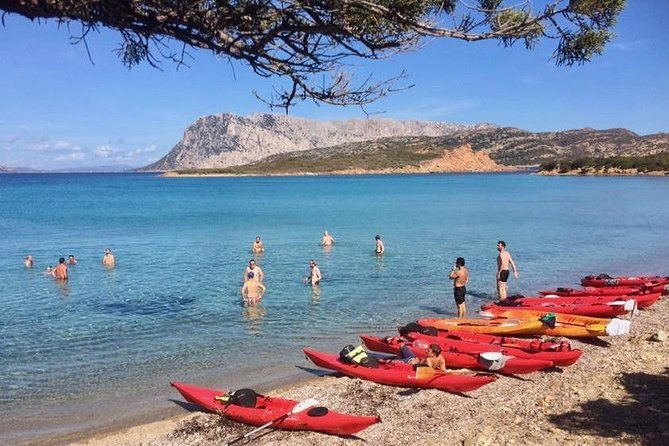 small-group-kayak-tour-with-snorkeling-and-fruit