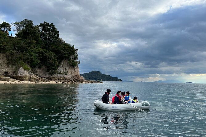 small-group-tour-in-miyajima-from-miyahama-onsen
