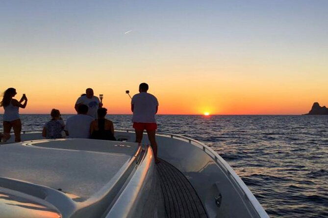 small-group-tour-to-positano-by-boat-at-sunset-2