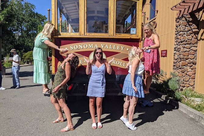 sonoma-valley-open-air-wine-trolley-tour