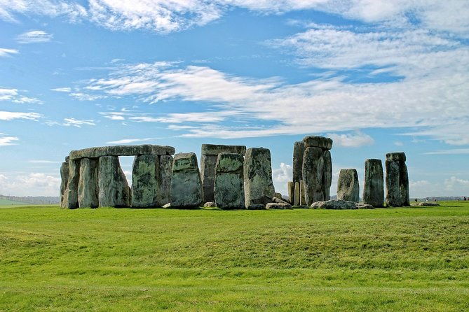 southampton-post-cruise-tour-to-london-via-salisbury-stonehenge-and-windsor