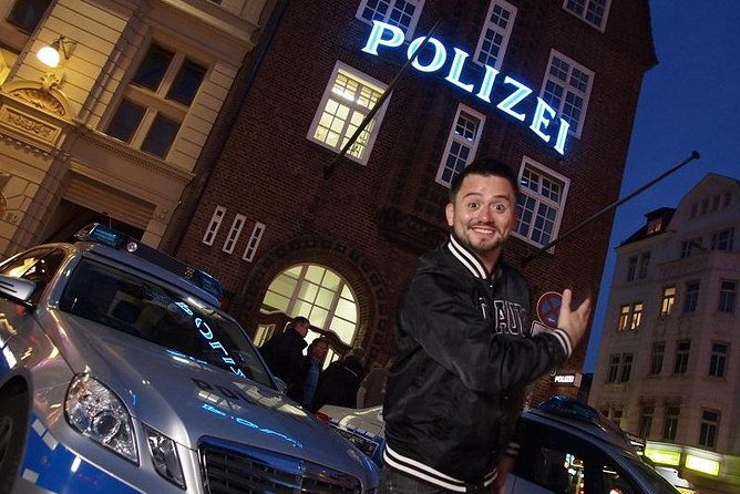 st-pauli-kieztour-reeperbahn-right-in-the-middle-german-speaking-only