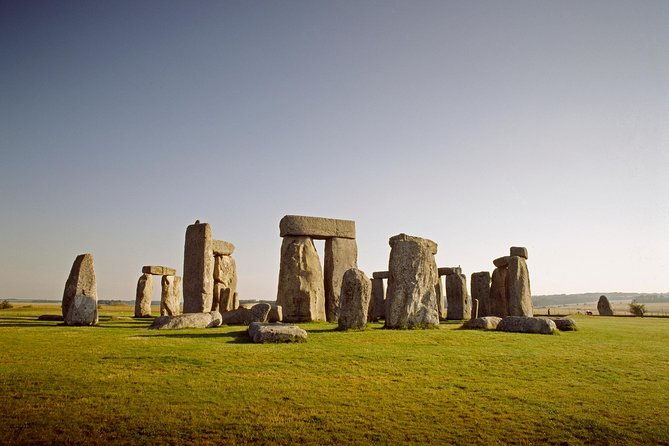 stonehenge-half-day-tour-from-london-with-admission-snack-pack