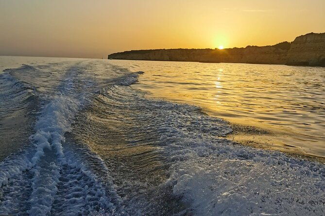 sunset-benagil-caves-boat-tour-from-armacao-de-pera