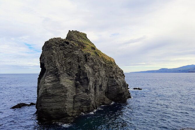sunset-boat-trip-in-ponta-do-cintrao