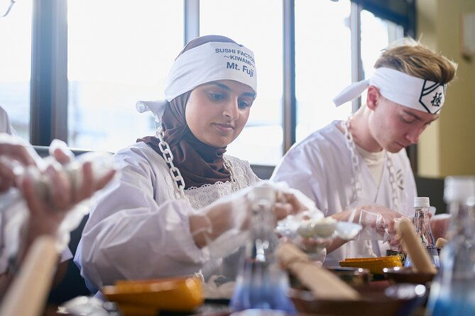 sushi-cooking-class-at-sushi-factory-kiwami-mt-fuji