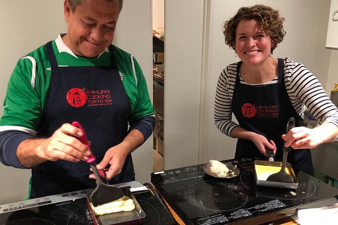 sushi-making-and-sake-tasting-experience