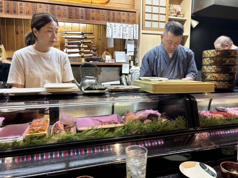 takayama-night-tour-with-local-meal-and-drinks