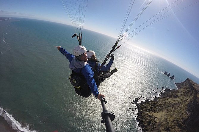 tandem-paragliding-flights-from-vik