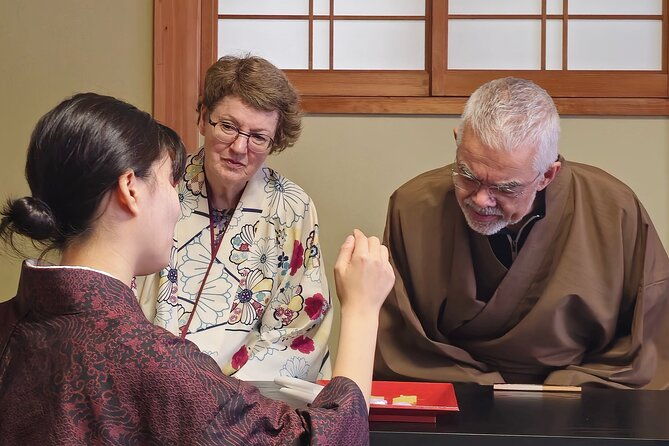 tea-ceremony-in-100-years-old-townhouse-with-tables-and-chairs