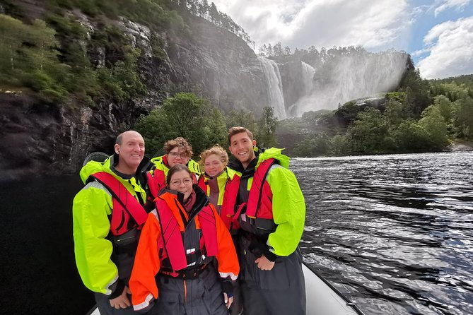 the-best-fjordcruise-bergen-fjord-by-zodiac-or-pontoon-boat