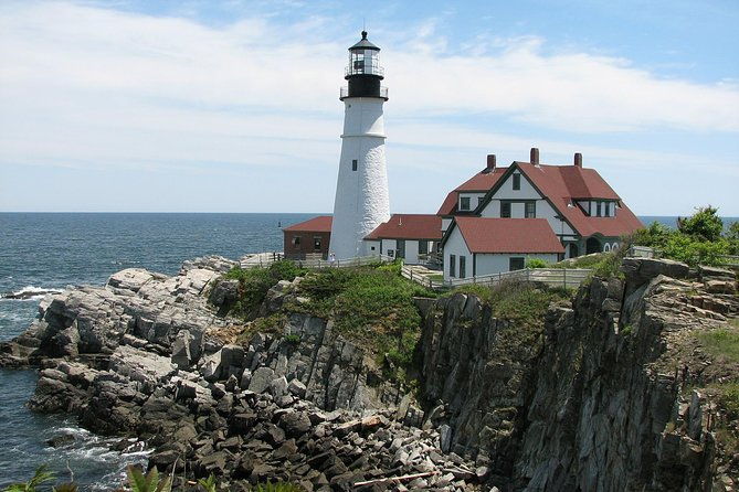 the-real-portland-tour-city-and-3-lighthouses-historical-tour-with-a-real-local