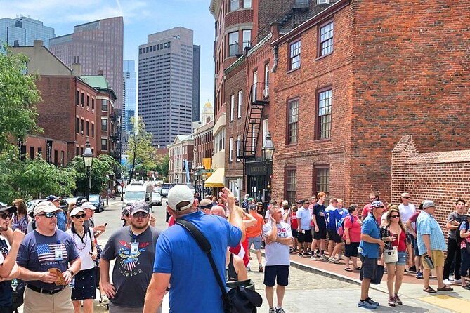 the-revolutionary-story-epic-small-group-walking-tour-of-boston