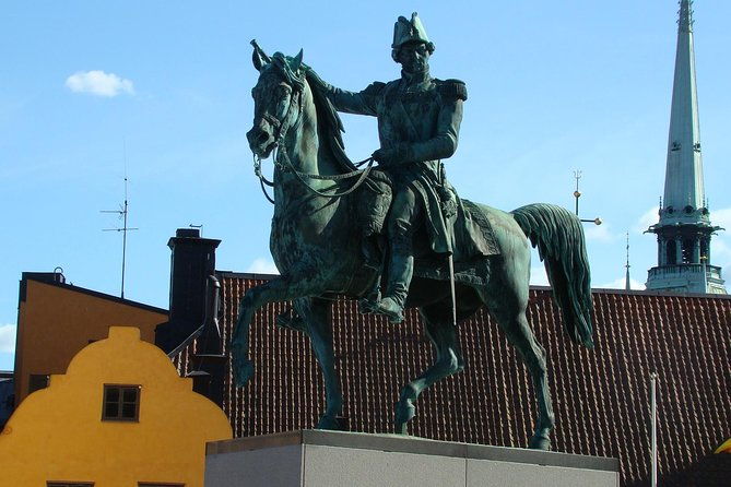 the-story-of-stockholm-and-sweden-in-three-chapters-a-small-group-walking-tour
