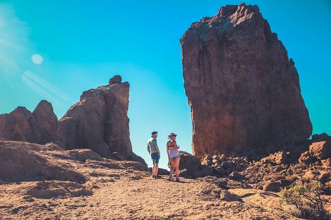 the-volcano-heart-tour-hiking-tasting-and-sunset-experience