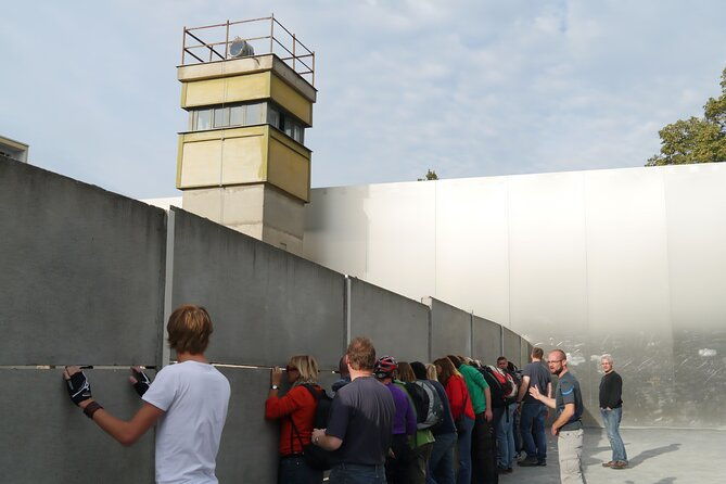 third-reich-and-berlin-wall-history-3-hour-bike-tour-in-berlin