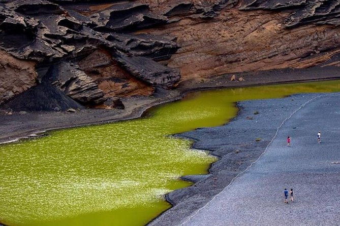 timanfaya-golfo-la-geria-camel-ride-opt-south-lanzarote