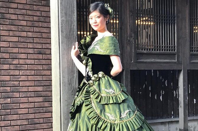 time-slip-experience-in-hakodate-with-custom-dress
